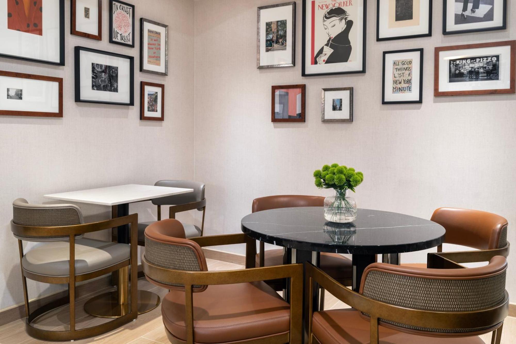 Courtyard By Marriott New York Manhattan / Soho Luaran gambar